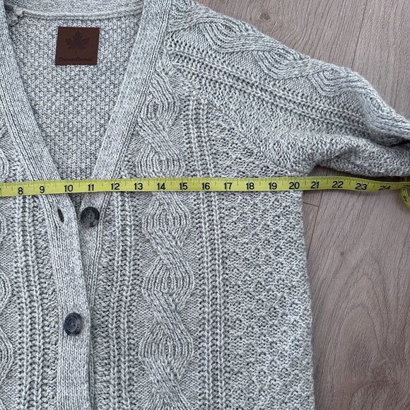 Women’s Cable Knit Cardigan sz M - Gray - Picture 9 of 13